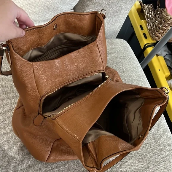 Authentic Coach Purse - Picture 2 of 2